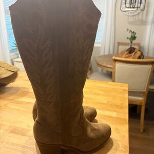 knee-high western boots wide calf